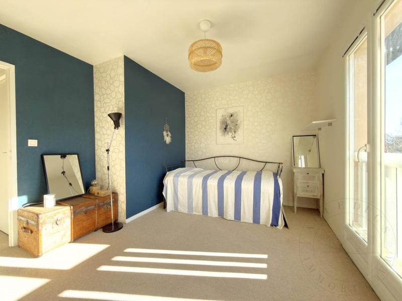 Maison - 151 m² - 6 pièces