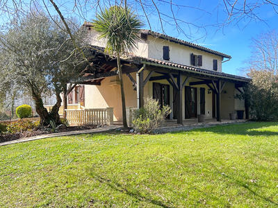 Maison - 178 m² - 6 pièces