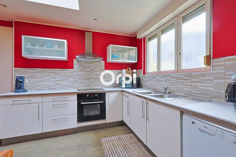 Maison - 140 m² - 5 pièces