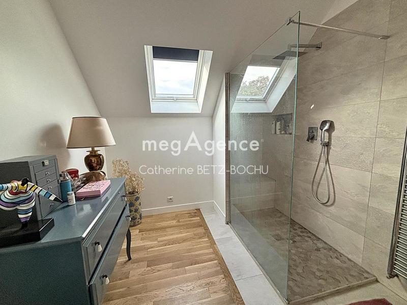 Maison - 143 m² - 7 pièces