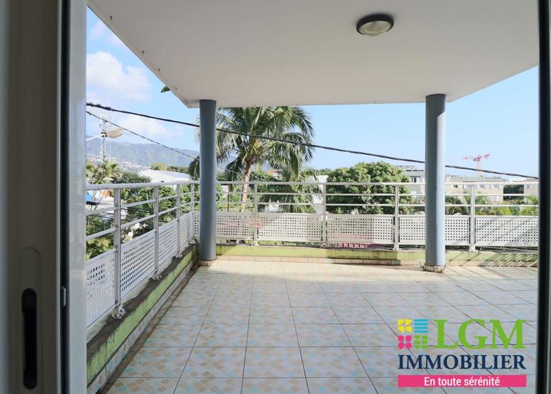 Appartement - 102 m² - 4 pièces