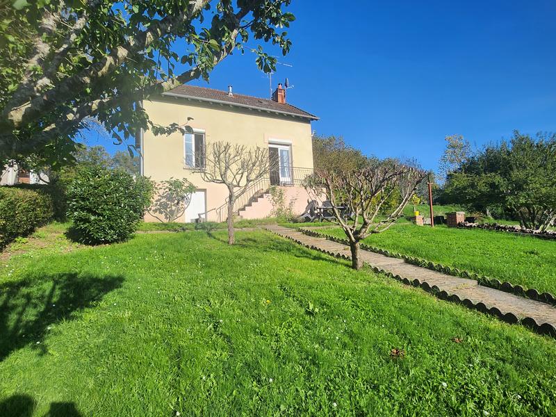 Maison - 98 m² - 5 pièces