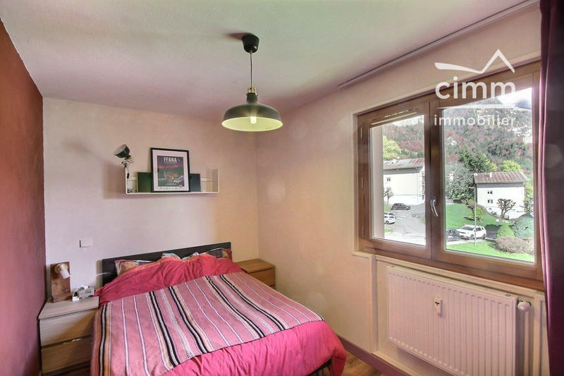 Appartement - 83 m² - 4 pièces