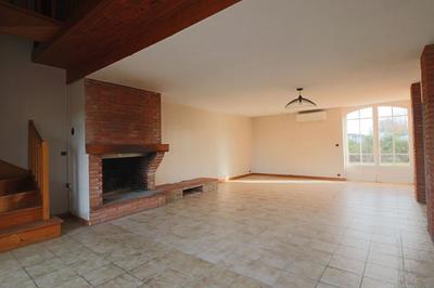 Maison - 335 m² - 10 pièces