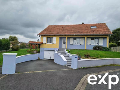 Maison traditionnelle - 200 m² - 7 pièces