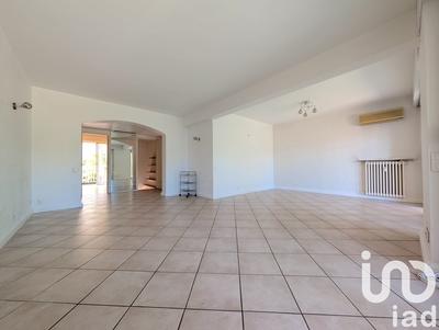 Appartement - 96 m² - 4 pièces