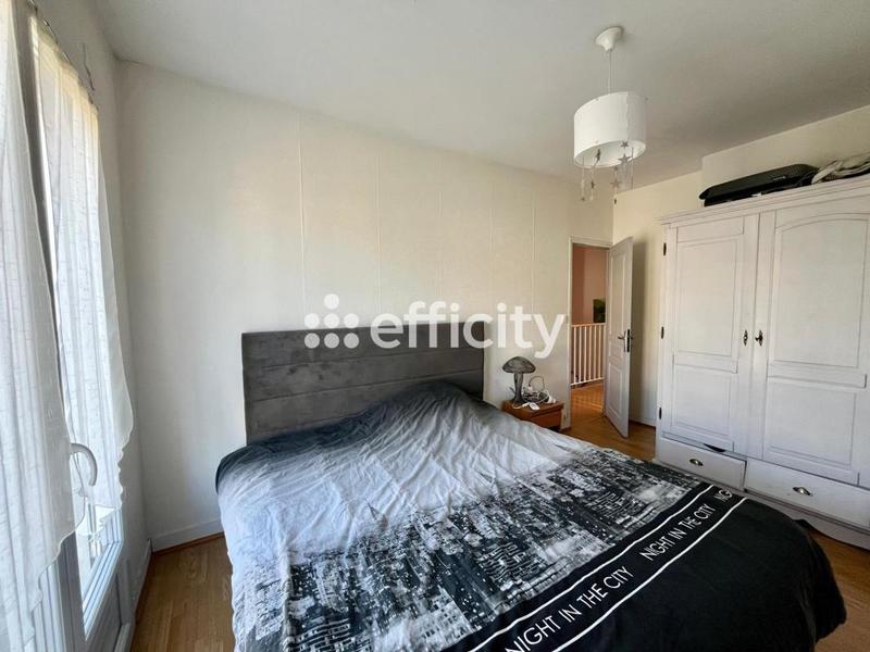 Maison - 135 m² - 6 pièces