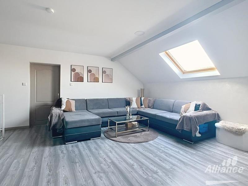 Maison - 222 m² - 9 pièces