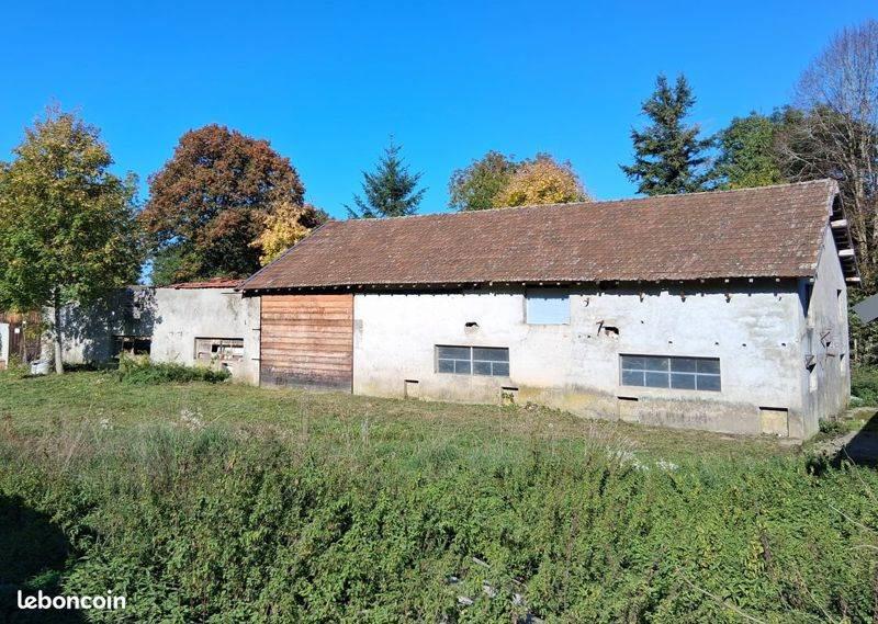 Terrain constructible - 1 550 m²