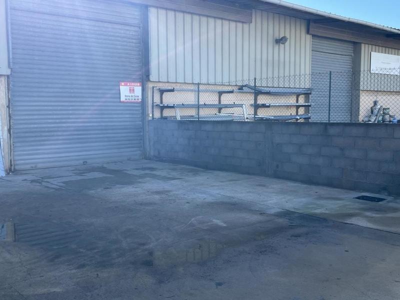 Local commercial - 94 m² - 1 pièce