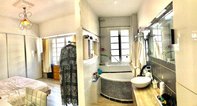 Appartement - 105 m² - 3 pièces