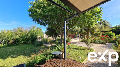 Villa - 208 m² - 8 pièces