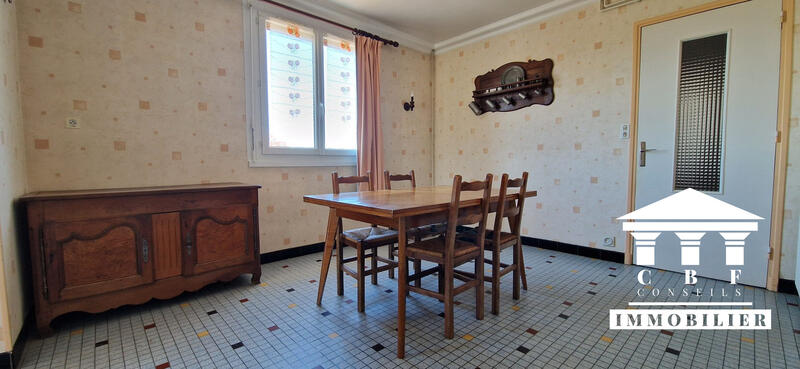 Maison - 92 m² - 5 pièces