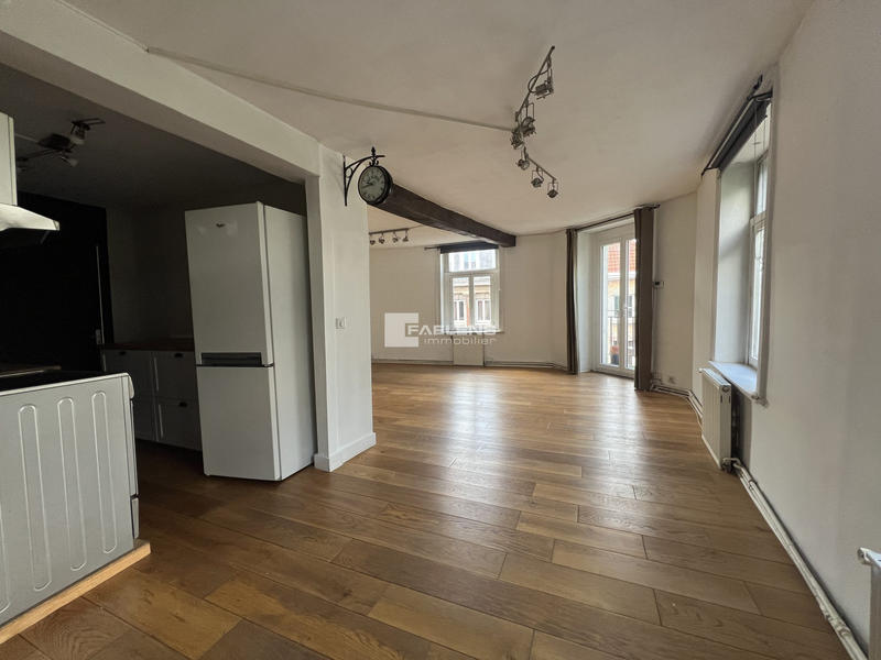 Appartement - 65 m² - 2 pièces
