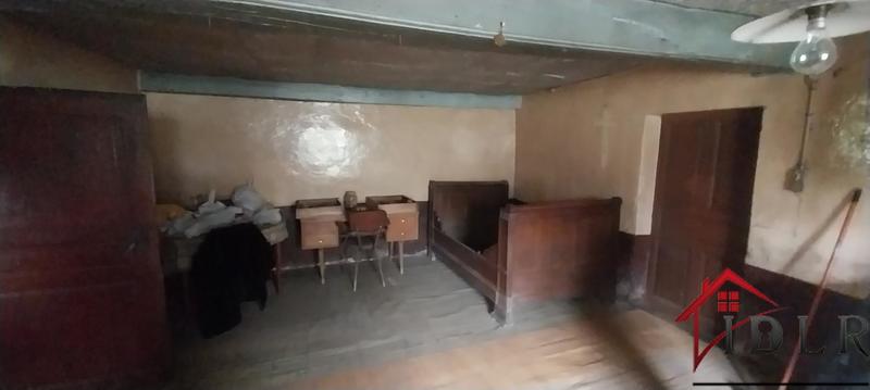 Maison - 210 m² - 5 pièces