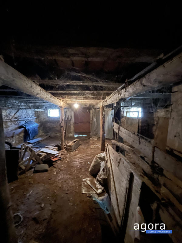 Ferme - 150 m² - 2 pièces