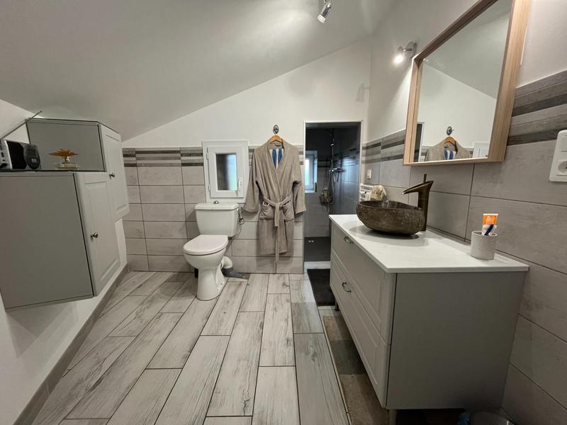 Maison - 185 m² - 7 pièces