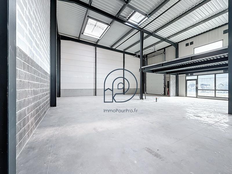 Local d'activités - 229 m²
