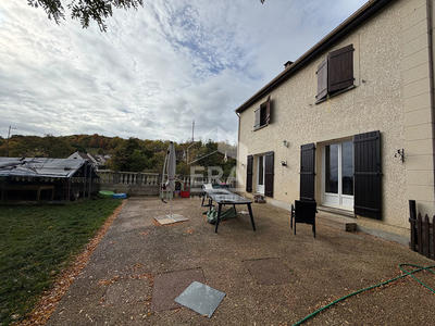 Maison - 122 m² - 6 pièces