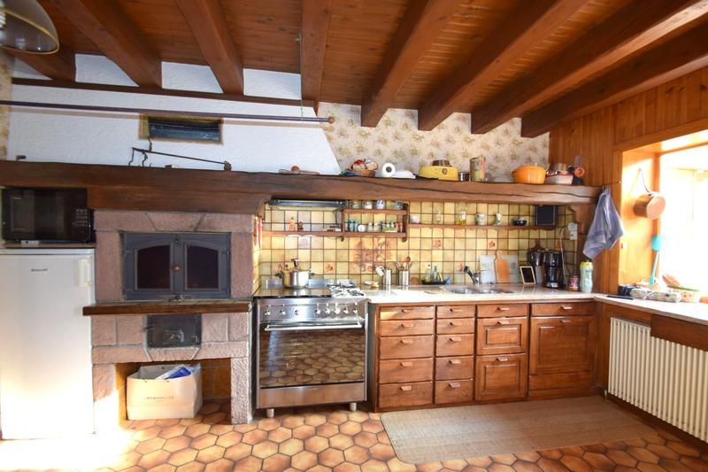 Maison - 201 m² - 6 pièces