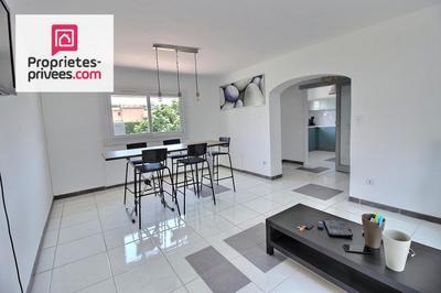Maison - 104 m² - 4 pièces