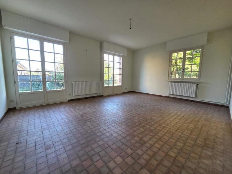 Pavillon - 279 m² - 10 pièces