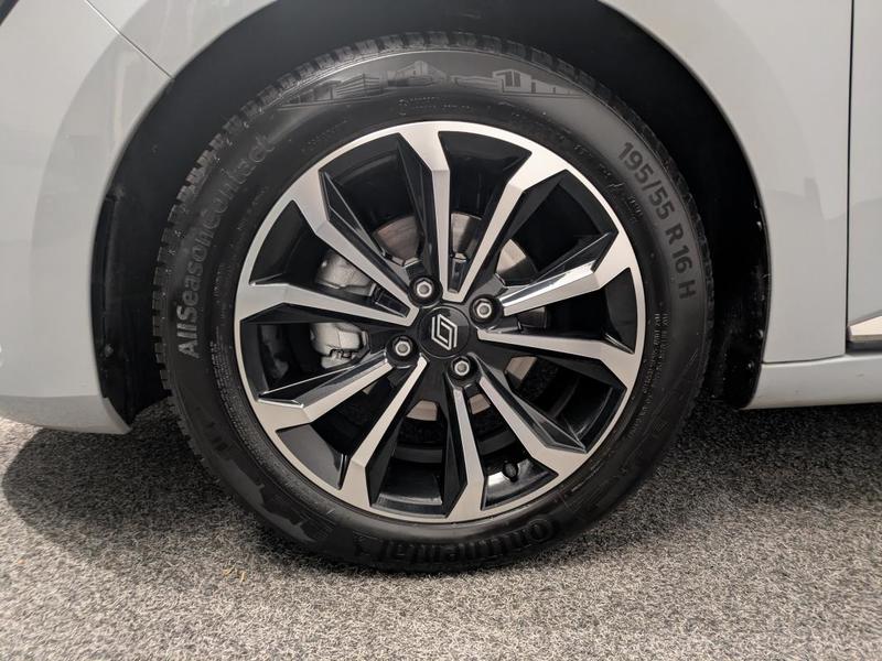 Renault Clio V Techno Tce 90ch Camera 360 Carplay Sieges Chauffants