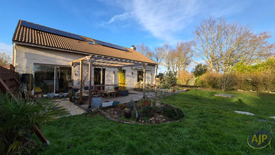 Maison - 169 m² - 7 pièces