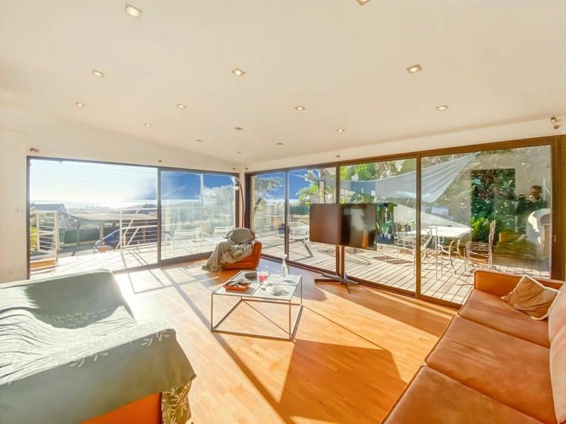 Villa - 250 m² - 10 pièces