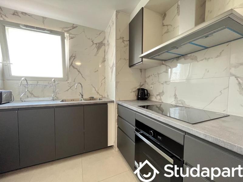 Chambre - 14 m² - 1 pièce