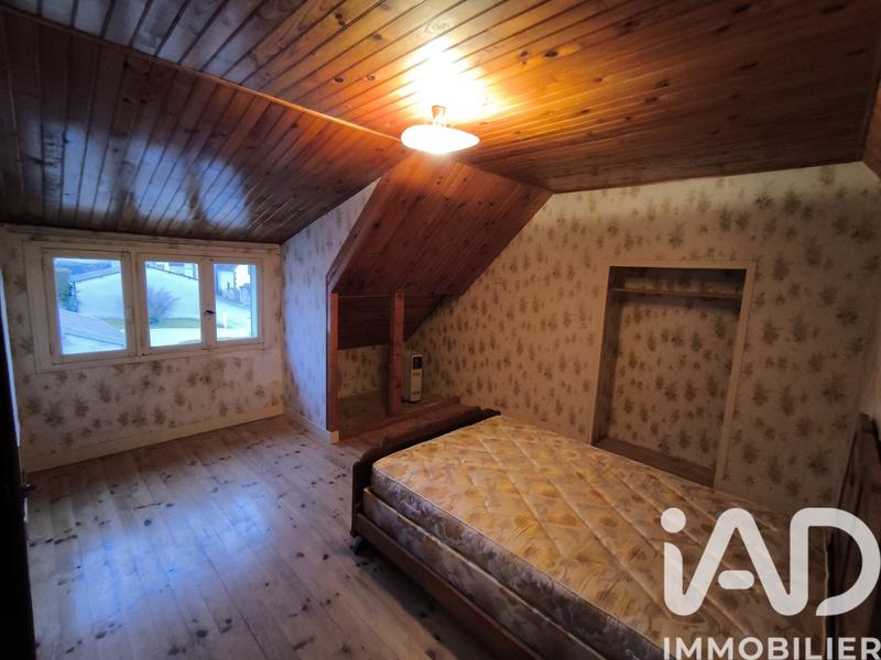 Maison - 203 m² - 5 pièces