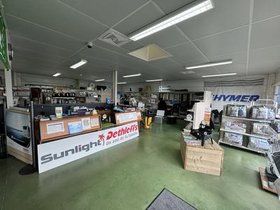 Local commercial - 280 m²