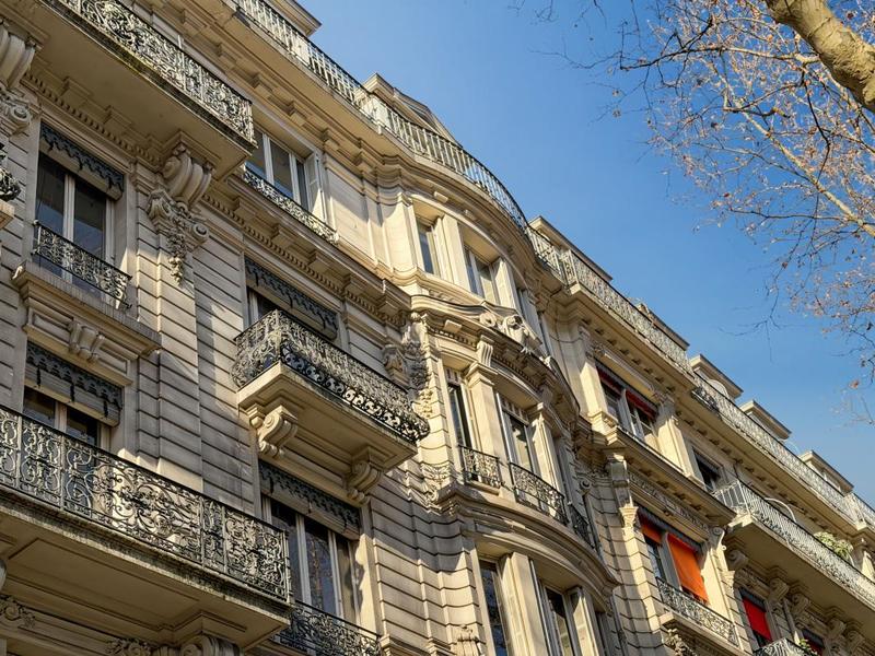 Appartement - 145 m² - 4 pièces