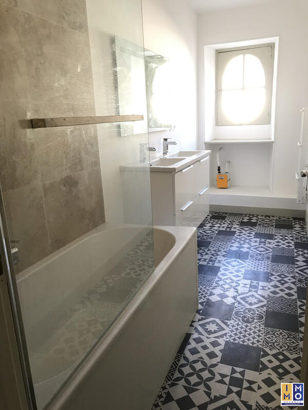 Appartement - 83 m² - 3 pièces