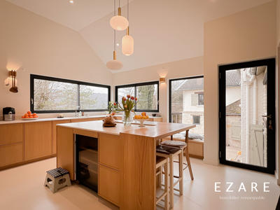 Maison - 384 m² - 10 pièces