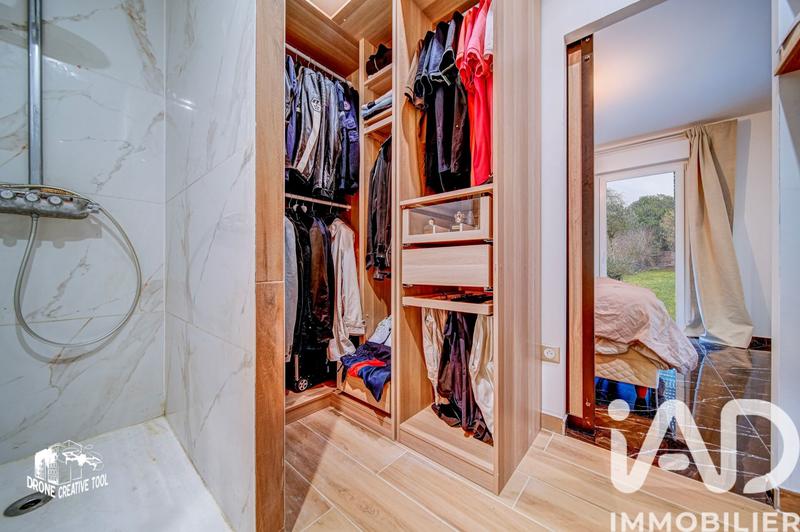 Maison - 122 m² - 6 pièces