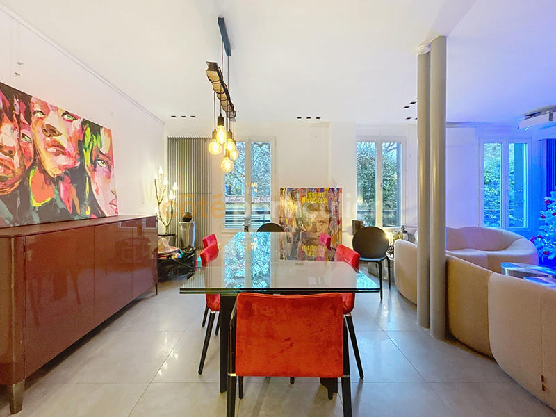 Maison - 191 m² - 6 pièces