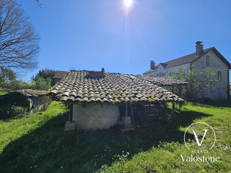 Maison ancienne - 163 m² - 6 pièces