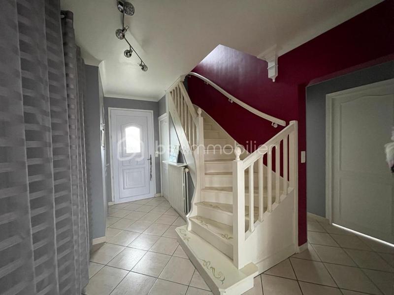 Maison - 168 m² - 8 pièces