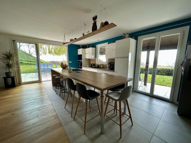 Villa - 110 m² - 5 pièces