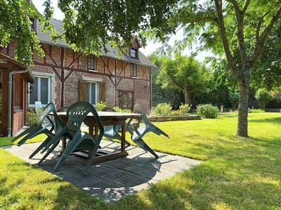 Propriété - 193 m² - 9 pièces