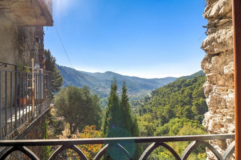 Appartement - 98 m² - 3 pièces