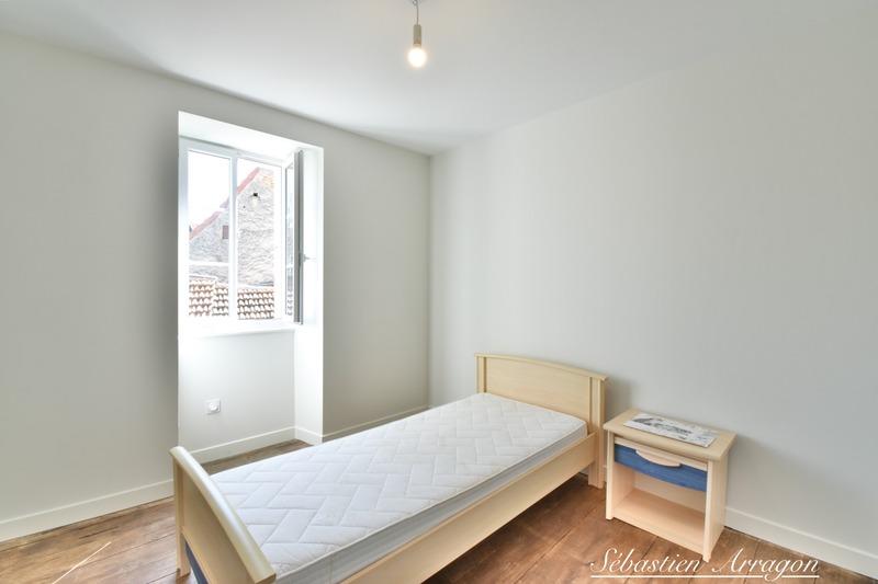 Maison en pierre - 190 m² - 8 pièces