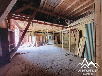 Maison - 330 m² - 14 pièces