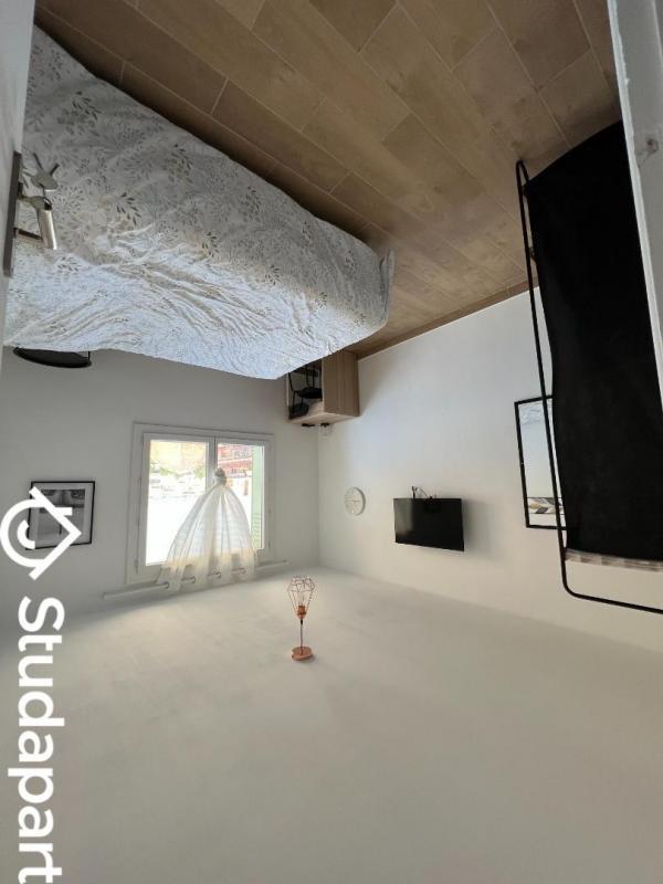 Chambre - 11 m² - 1 pièce