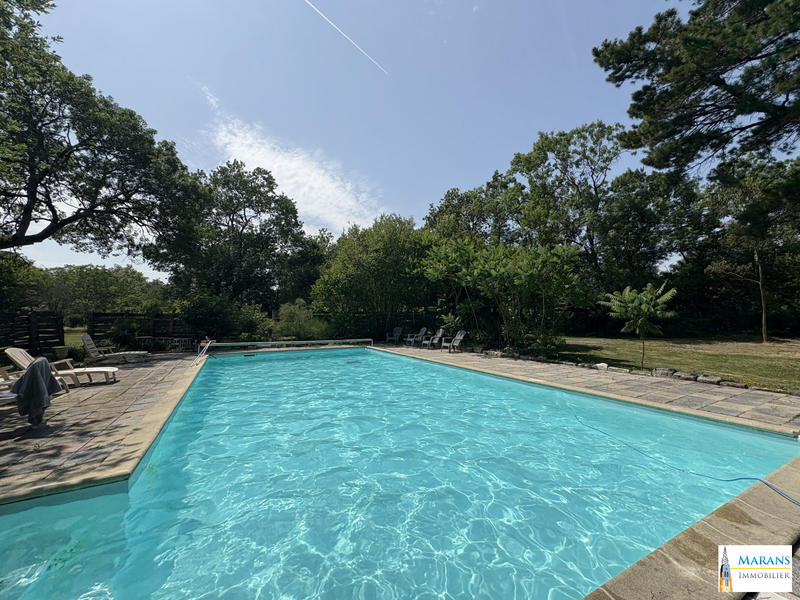 Maison - 309 m² - 10 pièces