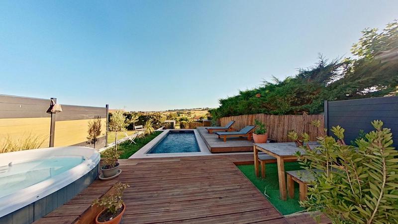 Maison - 91 m² - 4 pièces