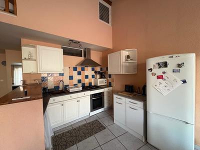 Immeuble - 130 m² - 6 pièces