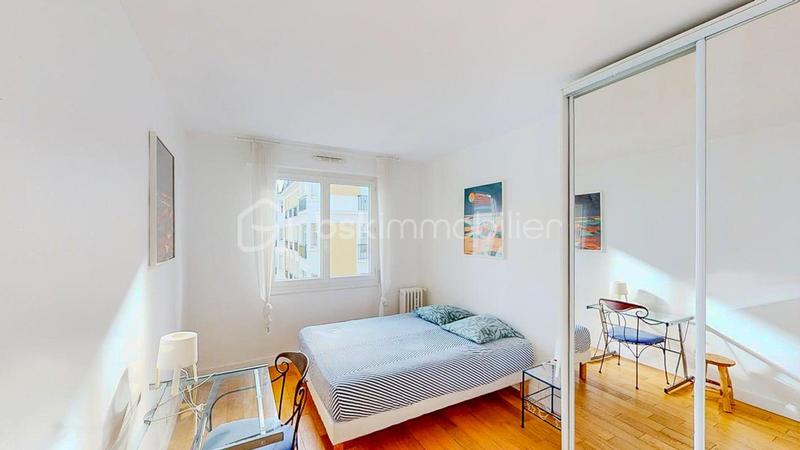 Appartement - 102 m² - 4 pièces