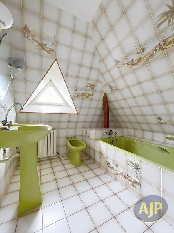 Maison - 148 m² - 7 pièces